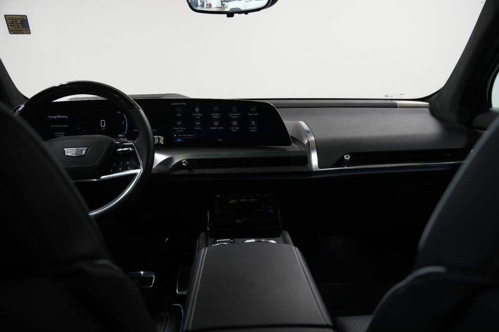 صورة 35 لـ 2026 Cadillac VISTIQ PLATINUM