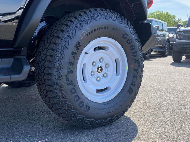 FORD BRONCO HERITAGE EDITION - 9