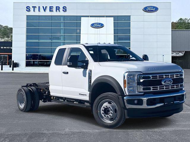 New 2026 Ford F-450 DRW