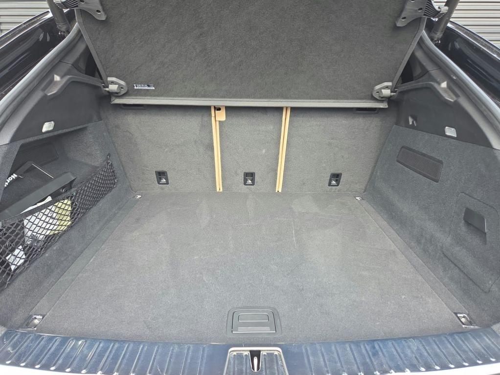 صورة مصغرة 31 لـ 2023 Porsche CAYENNE PLATINUM EDITION