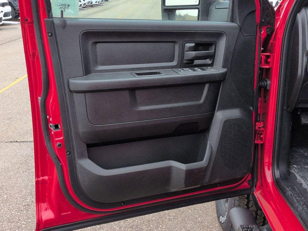 2026 RAM 2500 TRADESMAN CREW CAB 4X4 8' BOX 缩略图 14