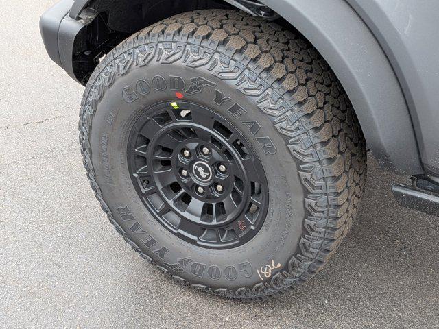 FORD BRONCO BADLANDS - 8