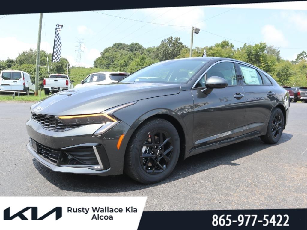 New 2025 Kia K5 LXS