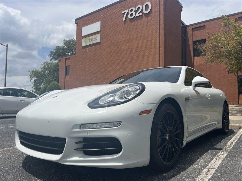 2015 Porsche Panamera