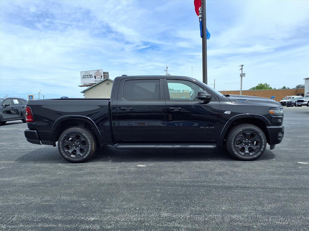 2026 RAM 1500 BIG HORN/LONE STAR — фото 4