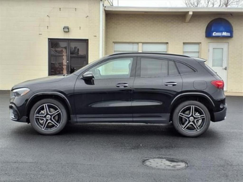 MERCEDES-BENZ GLA-CLASS - 10