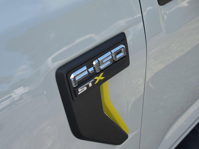FORD F-150 STX - 8