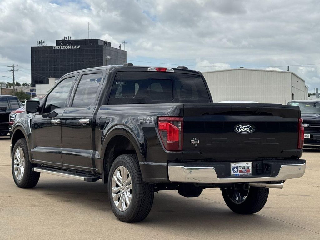 صورة 5 لـ 2026 FORD F-150 XLT
