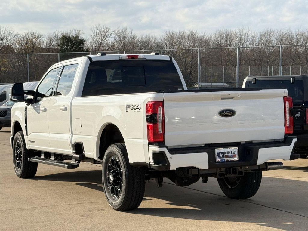 صورة 5 لـ 2026 FORD F-350 LARIAT