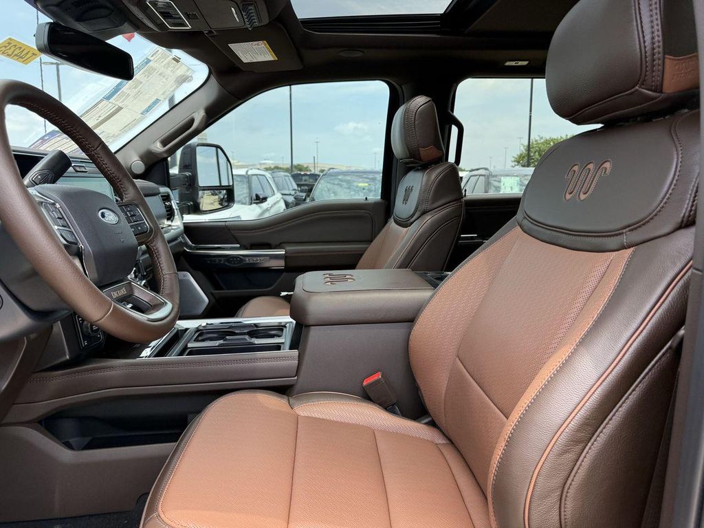 2026 FORD F-250 KING RANCH — миниатюра 21