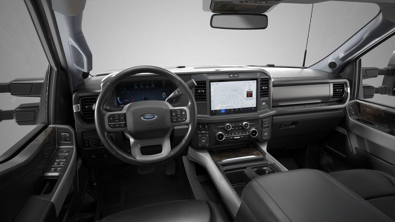 2026 FORD F-350 LARIAT 照片 8