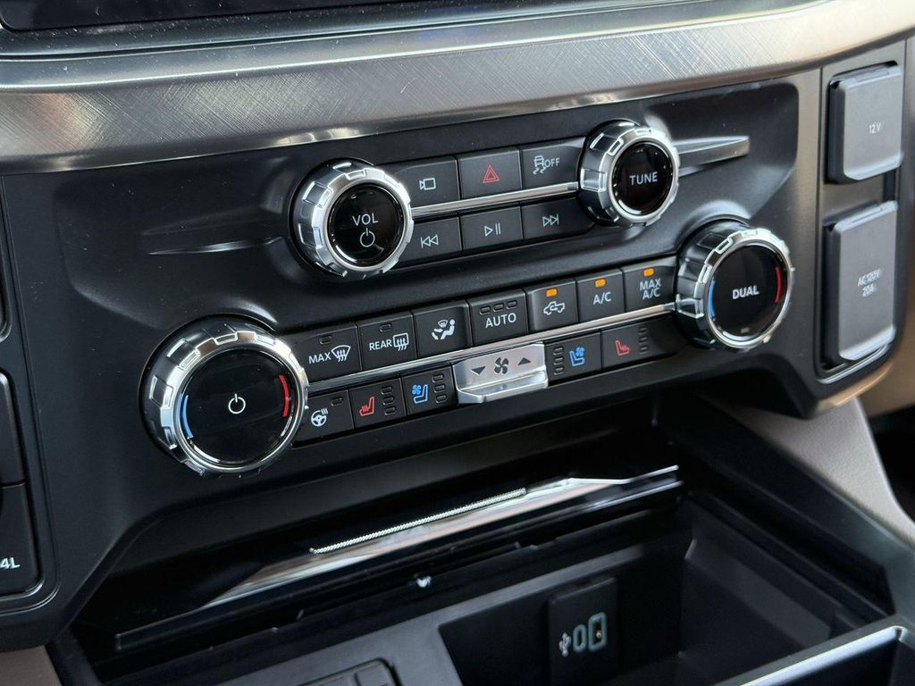 2026 FORD F-250 KING RANCH 缩略图 16