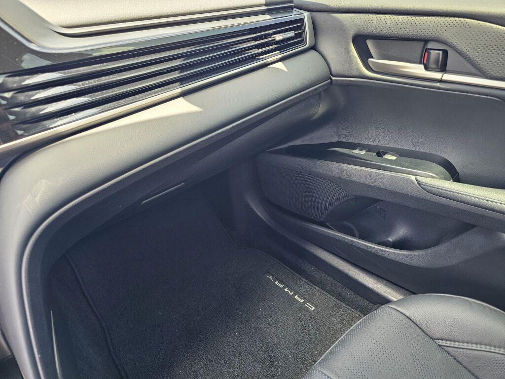 2025 Toyota CAMRY XSE — миниатюра 31