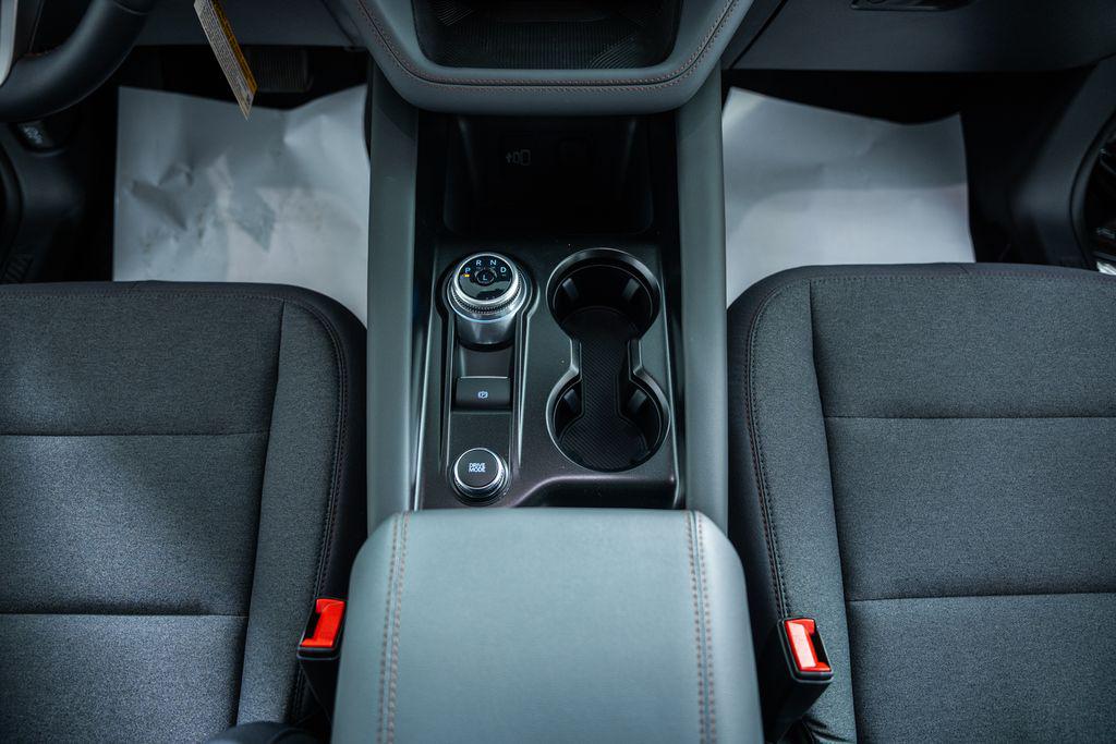 صورة مصغرة 29 لـ 2026 FORD EXPLORER ACTIVE W/200A PKG