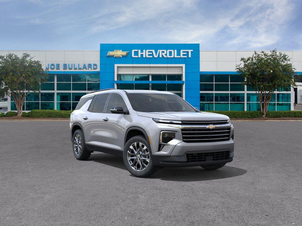 New 2026 Chevrolet Traverse LT