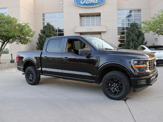 صورة 1 لـ 2026 FORD F-150 STX
