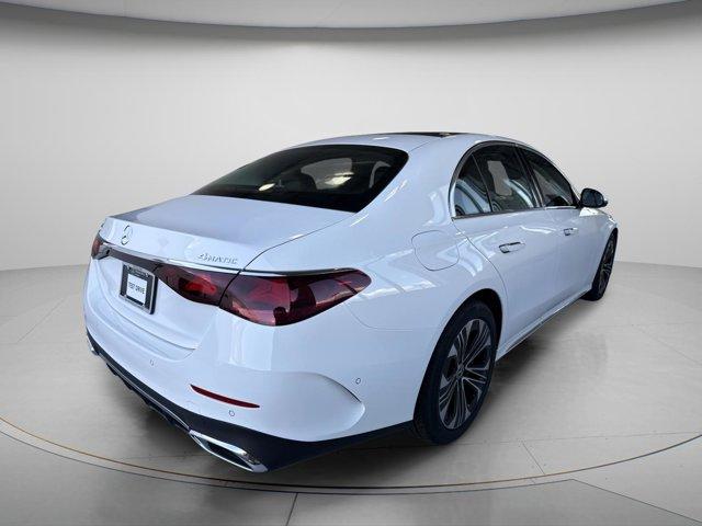 MERCEDES-BENZ E-CLASS - 7