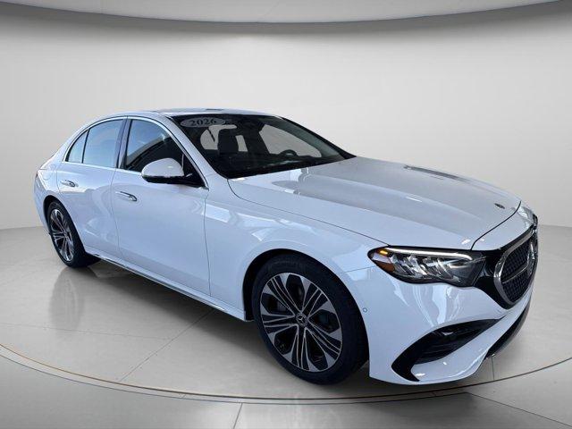 MERCEDES-BENZ E-CLASS - 8