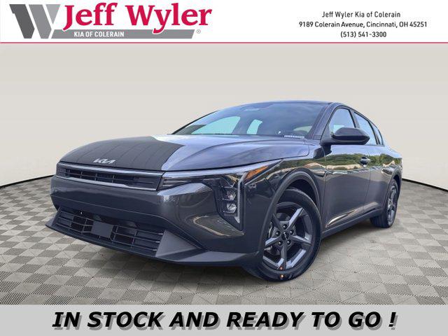 New 2026 Kia K4 LXS
