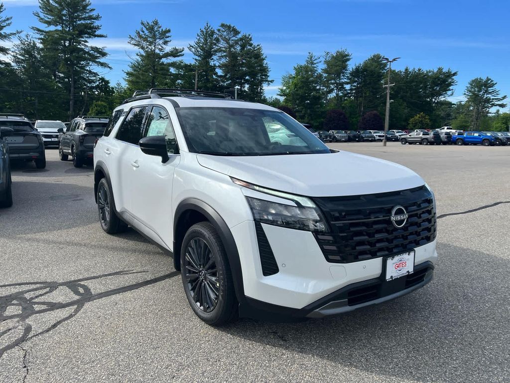 New 2026 Nissan Pathfinder SL