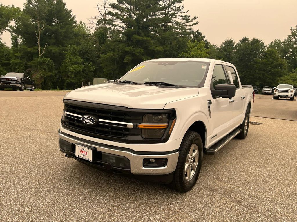 صورة 3 لـ 2024 FORD F-150 XLT