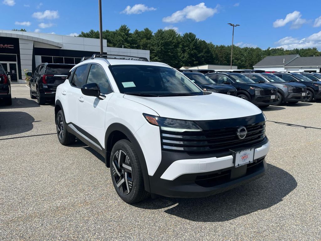 New 2026 Nissan Kicks SV