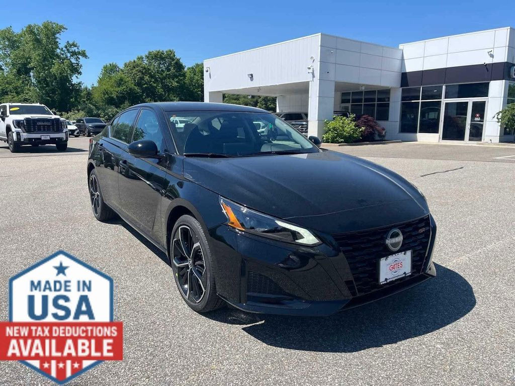 New 2026 Nissan Altima SR AWD