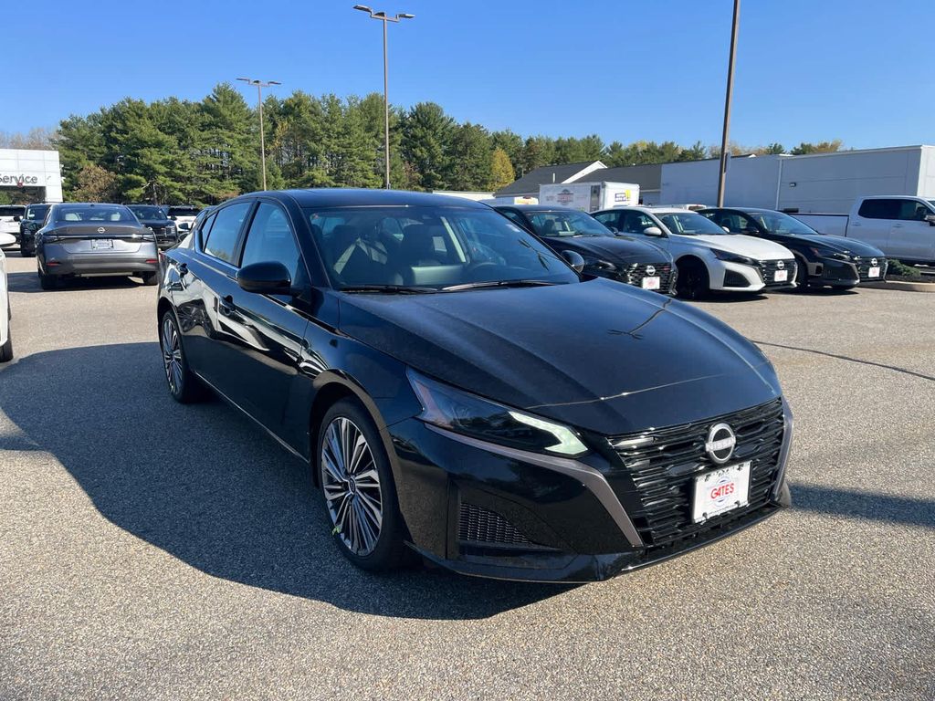 New 2026 Nissan Altima SV AWD