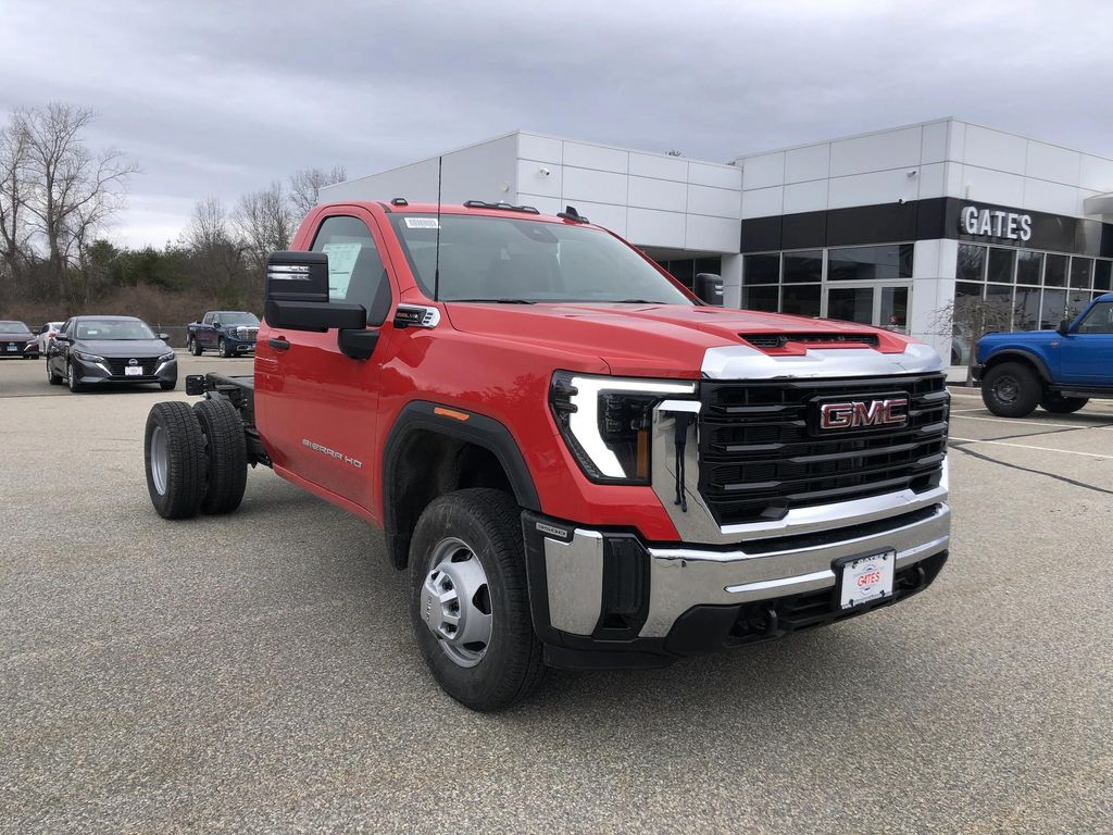 New 2026 GMC Sierra 3500 Base