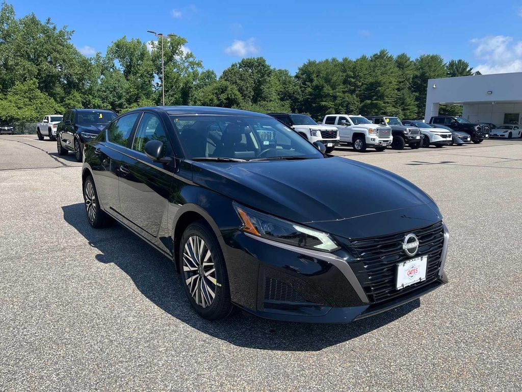 New 2026 Nissan Altima SV