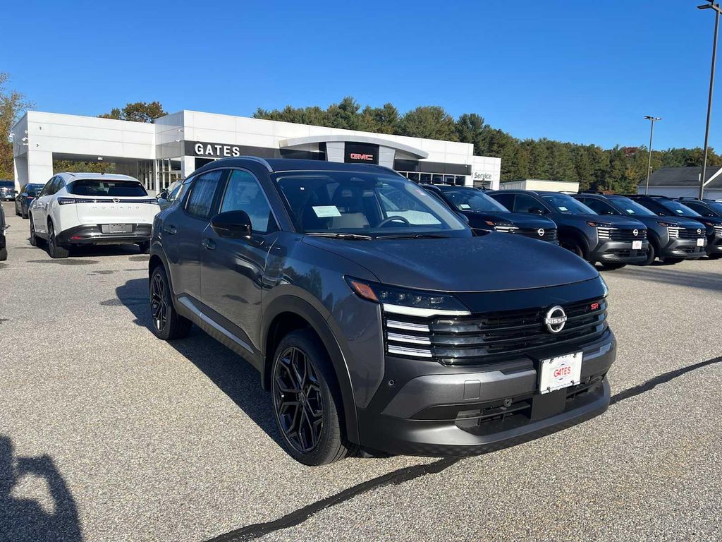 New 2027 Nissan Kicks SR