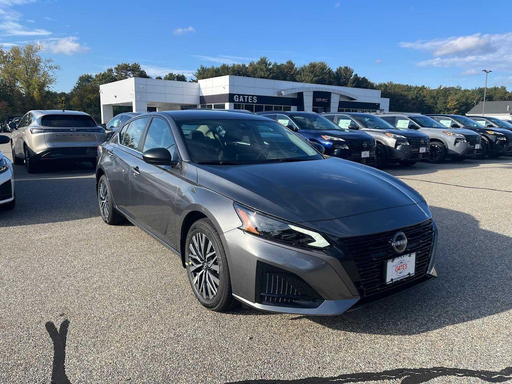 New 2026 Nissan Altima SV AWD