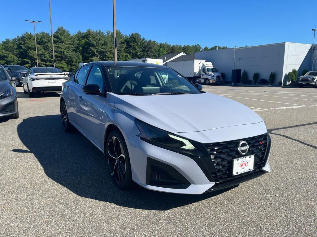 New 2026 Nissan Altima SR AWD