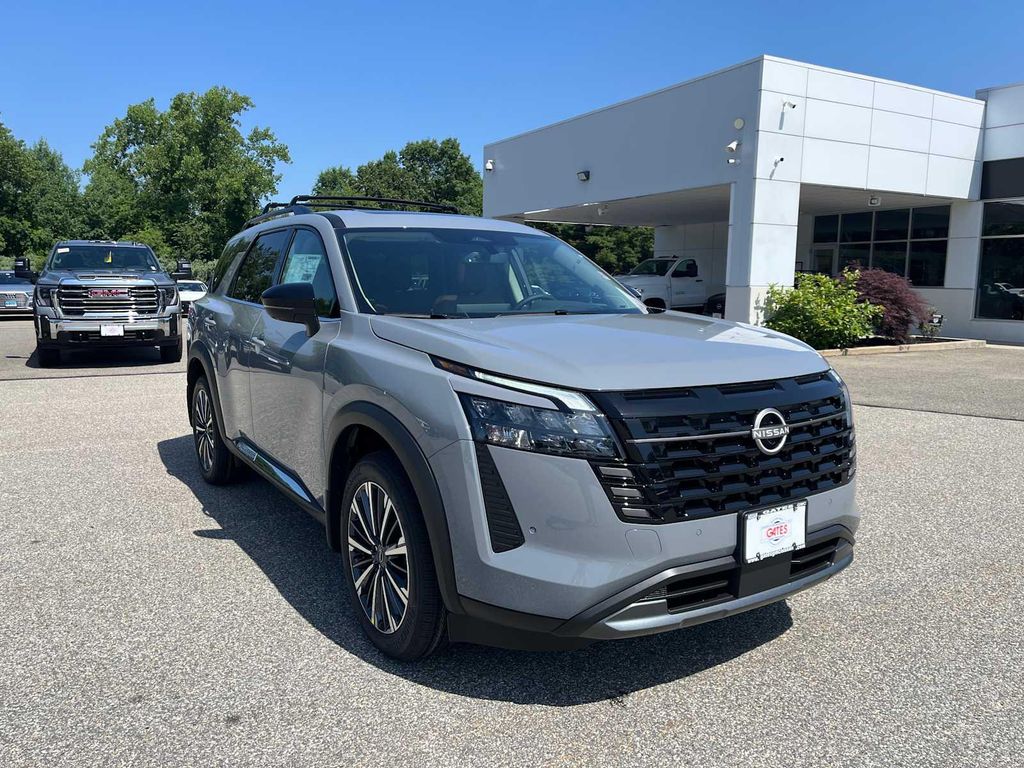 New 2026 Nissan Pathfinder Platinum
