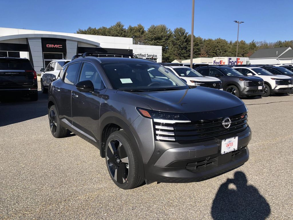 New 2026 Nissan Kicks SR