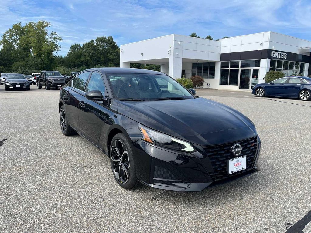 New 2026 Nissan Altima SR AWD