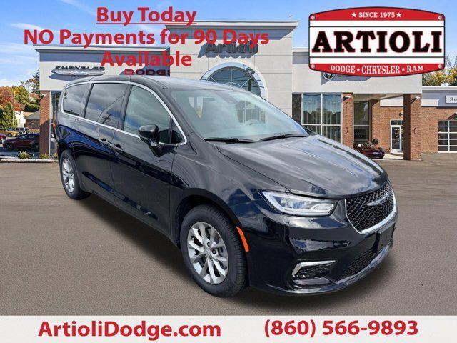 New 2026 Chrysler Pacifica Select