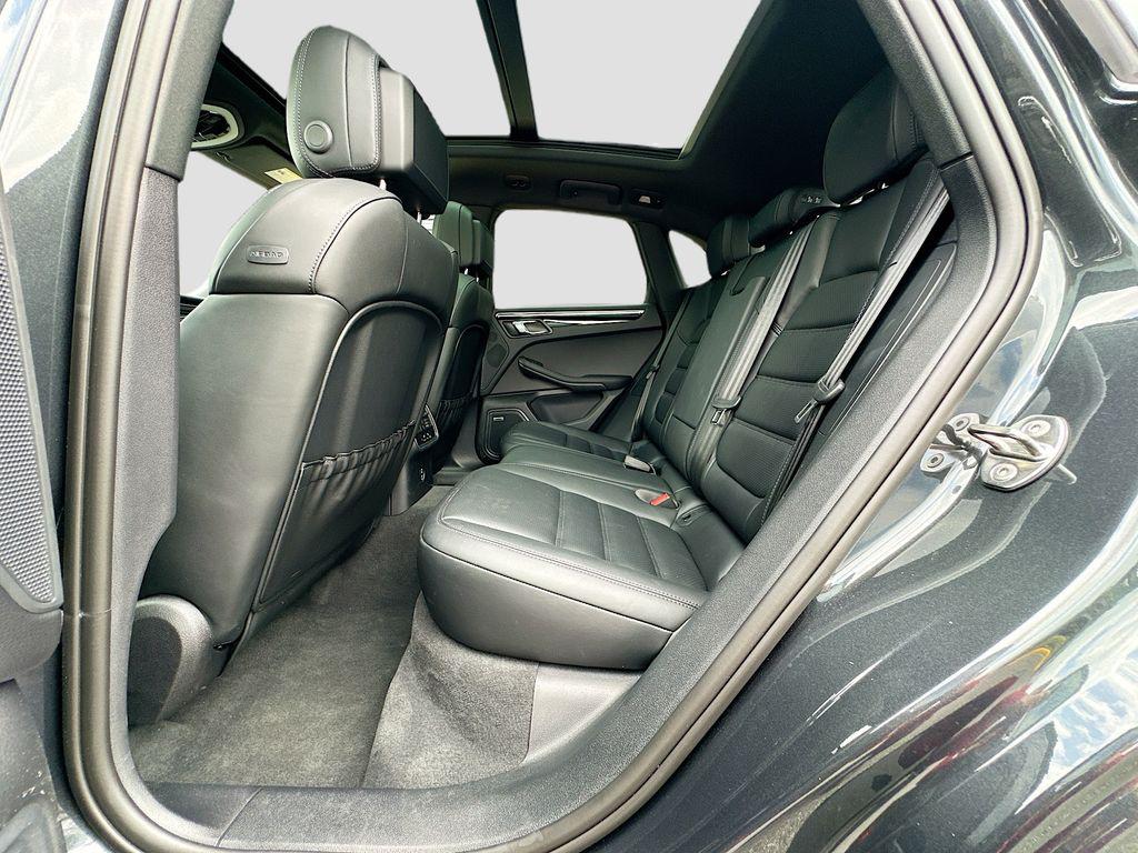 2026 Porsche MACAN — миниатюра 24