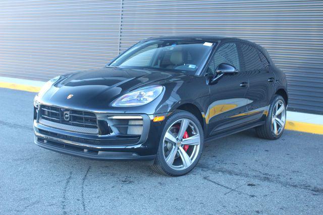 New 2026 Porsche Macan Macan