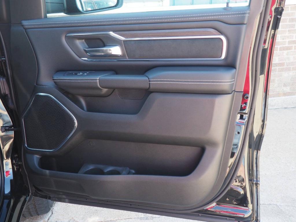2026 RAM 1500 LARAMIE 缩略图 12