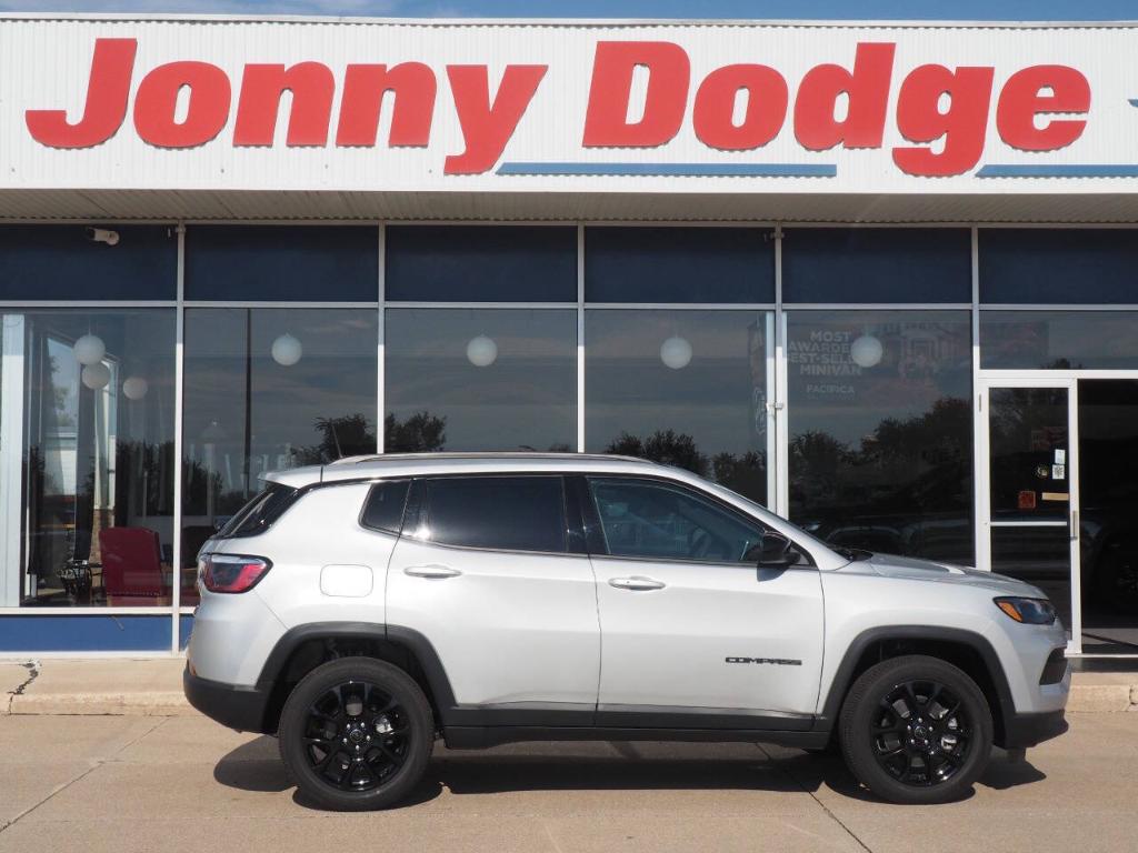 New 2026 Jeep Compass Latitude