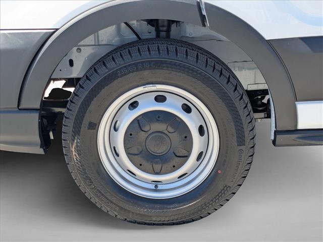 صورة 10 لـ 2026 FORD TRANSIT-150 BASE