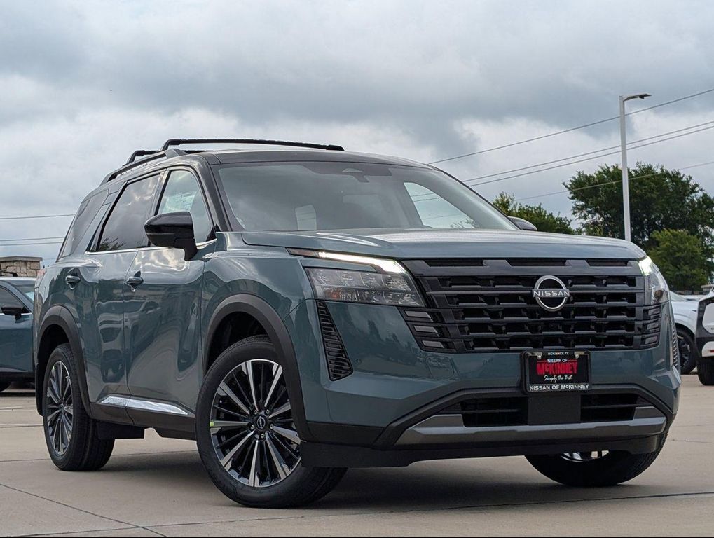 New 2026 Nissan Pathfinder Platinum