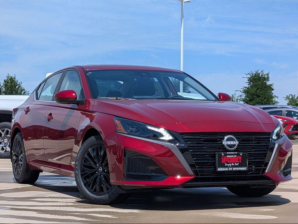 New 2026 Nissan Altima SV FWD