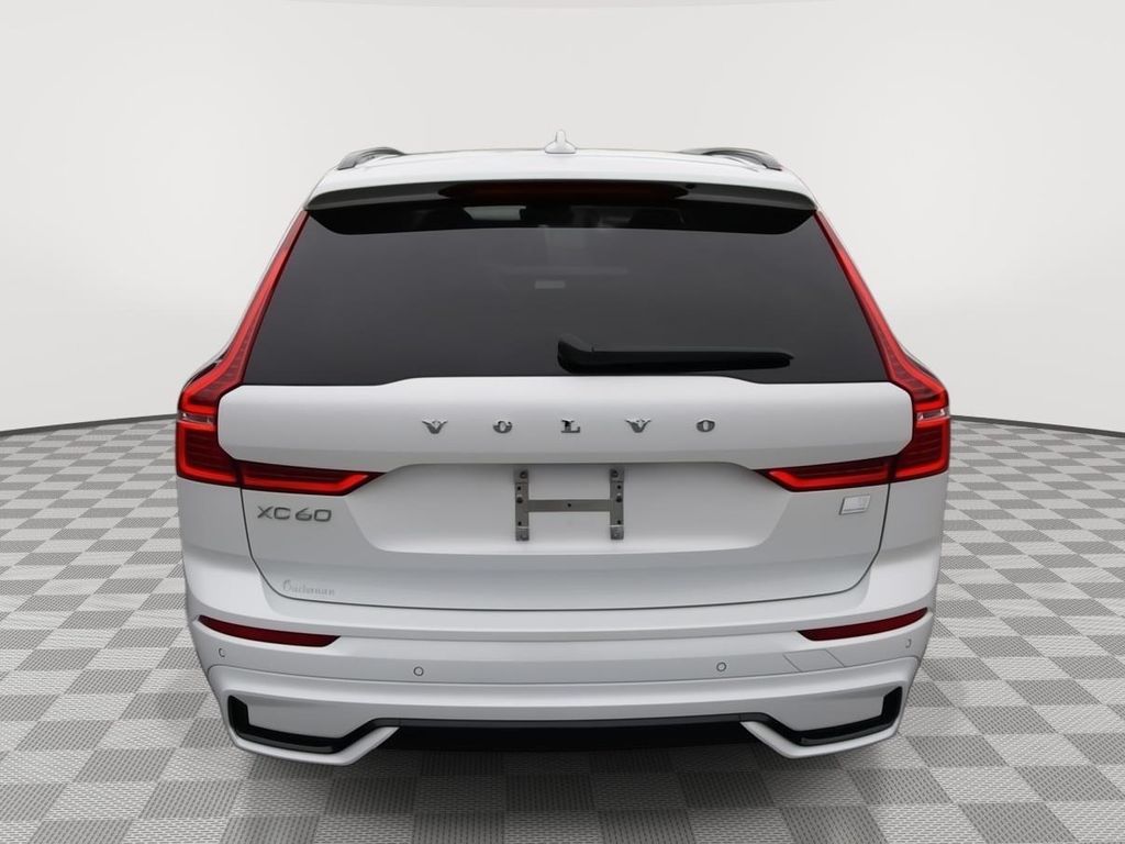 2024 Volvo XC60 RECHARGE PLUG-IN HYBRID T8 PLUS DARK THEME — фото 6