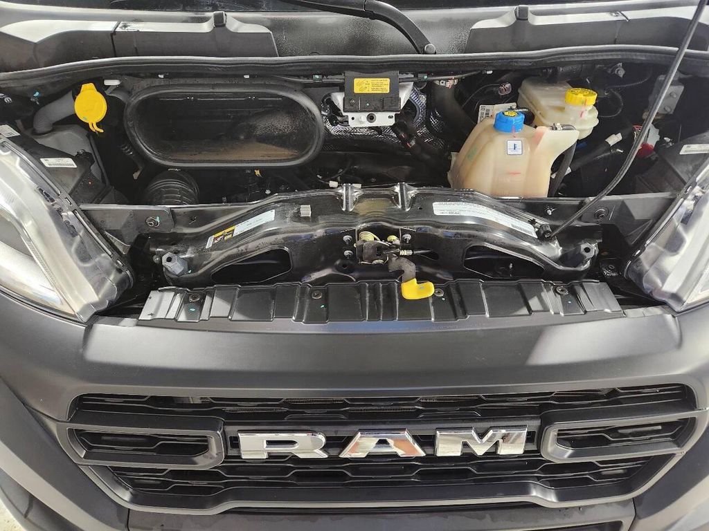 صورة 7 لـ 2026 RAM PROMASTER 2500 TRADESMAN