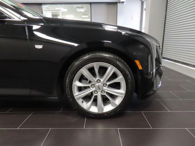 2026 Cadillac CT5 PREMIUM LUXURY thumbnail 17
