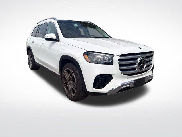 2025 Mercedes-BENZ GLS — фото 7
