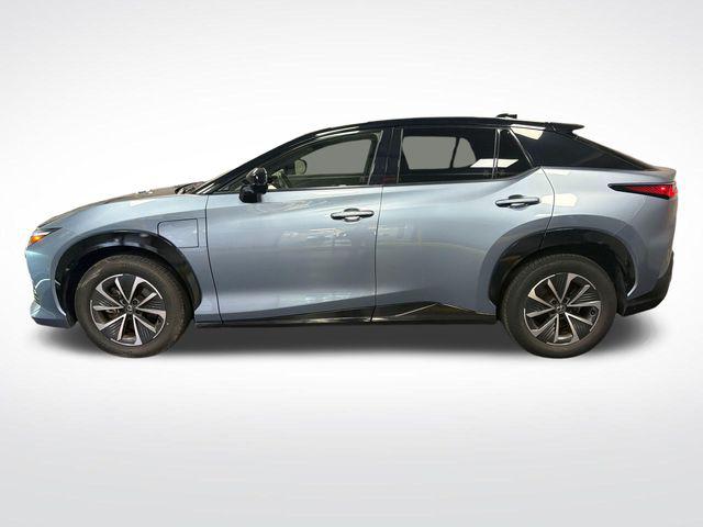 صورة 2 لـ 2023 Lexus RZ 450E PREMIUM
