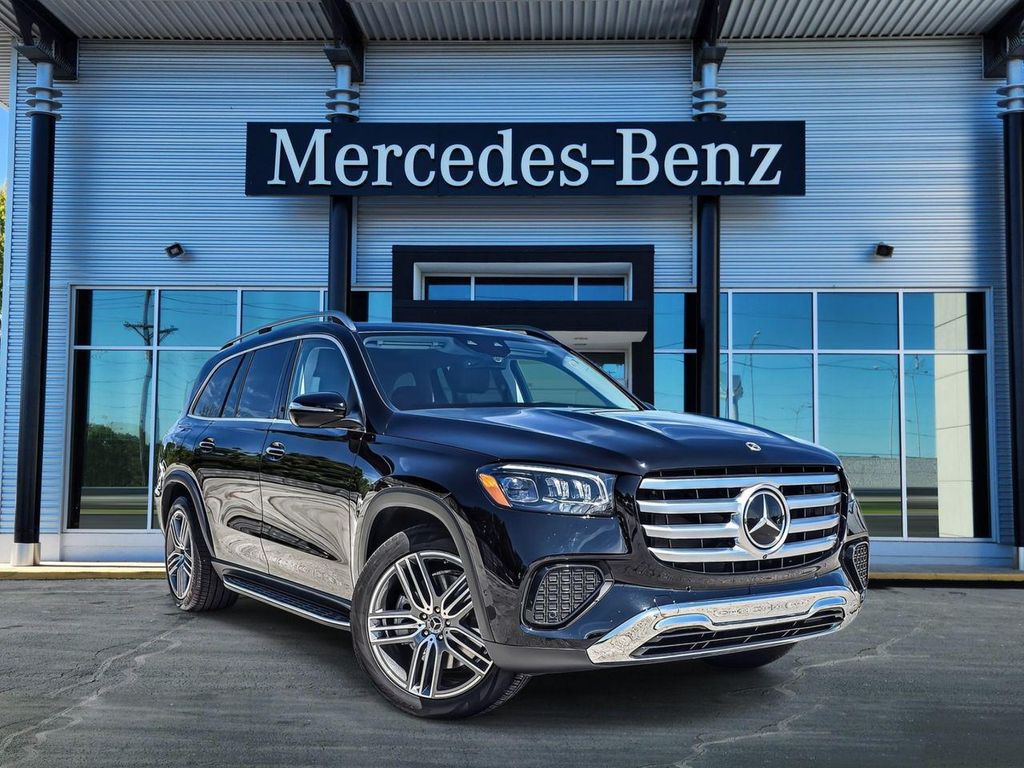 New 2026 Mercedes-Benz GLS 450 4MATIC